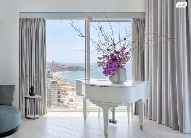 דירה, רציף הרברט סמואל, כרם התימנים, תל אביב יפו