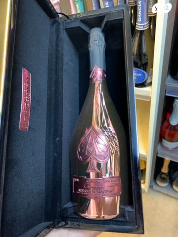 דירה, נעורים, ראשון לציון