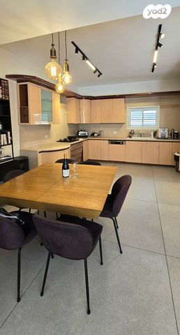 גג/ פנטהאוז, יצחק שדה 1, דרום מערב ותיק, בת ים