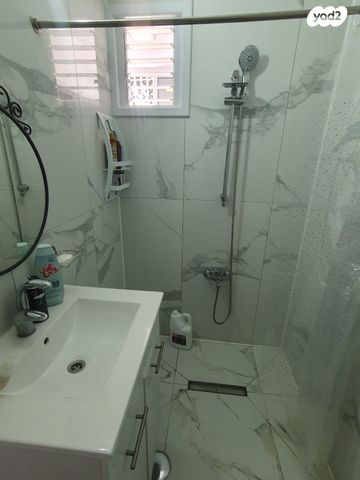 דירה, הרב אברהם הלל 1, ויצמן, רמלה