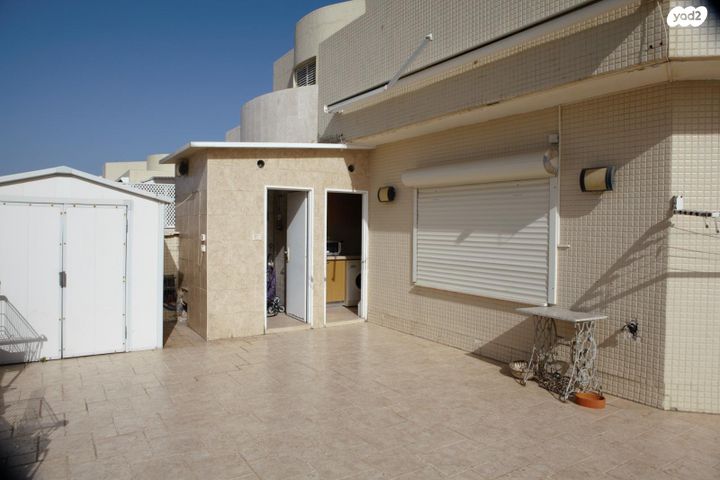 גג/ פנטהאוז, קרית אילון, חולון