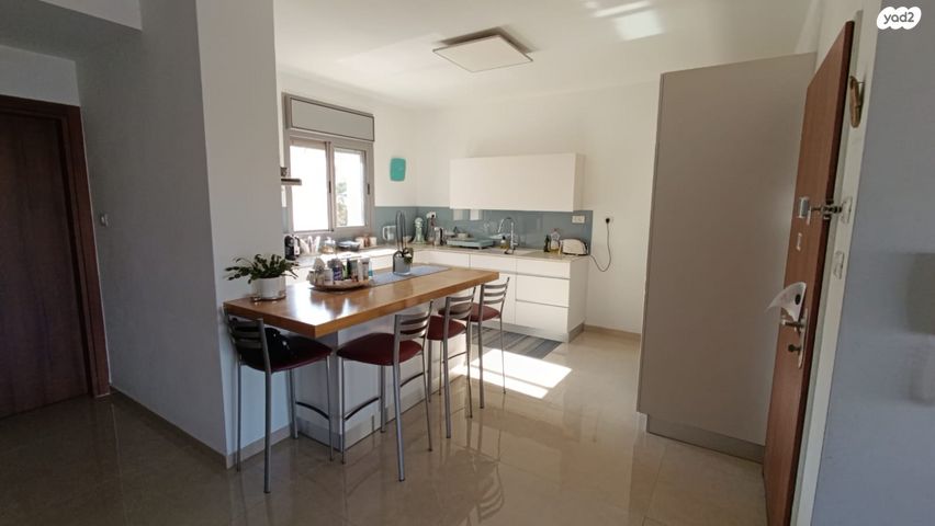 דירה, פסגת זאב, ירושלים