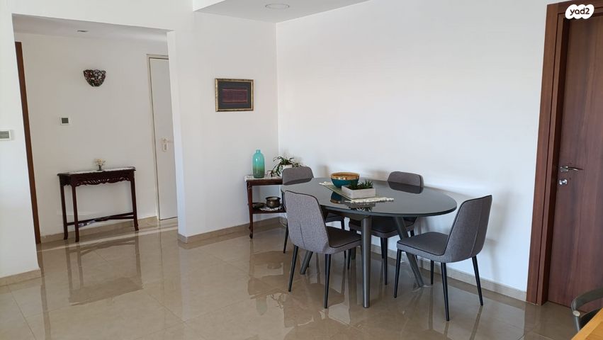 דירה, פסגת זאב, ירושלים