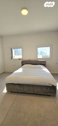 גג/ פנטהאוז, יצחק שדה 1, דרום מערב ותיק, בת ים