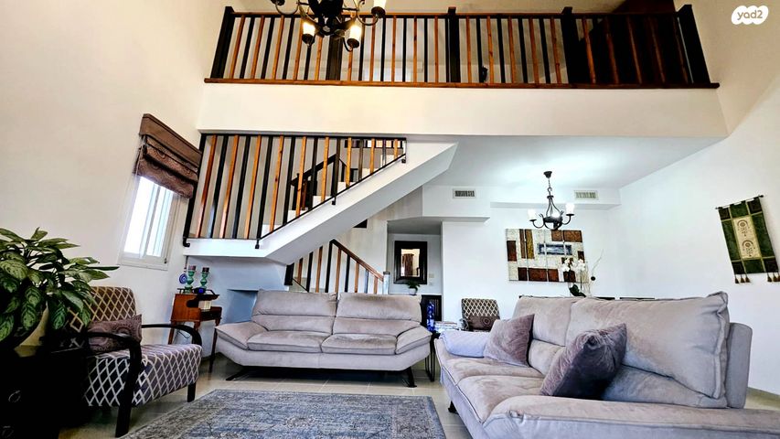 גג/ פנטהאוז, נהריה