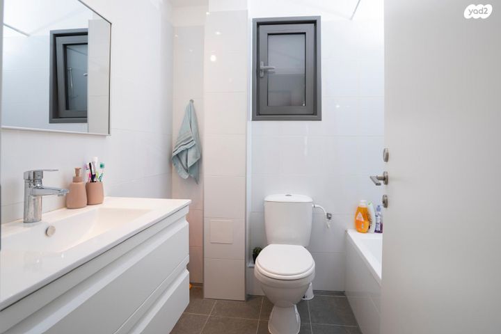 דירה, שדרות הרצל, יבנה