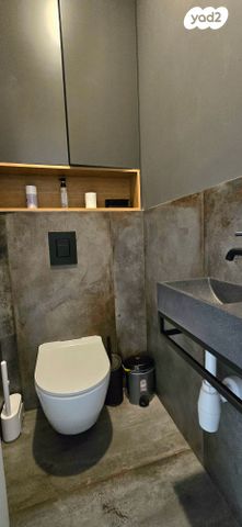 גג/ פנטהאוז, יצחק שדה 1, דרום מערב ותיק, בת ים