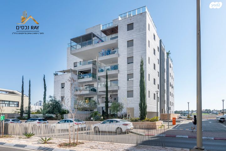 דירה, שדרות הרצל, נאות שמיר, יבנה