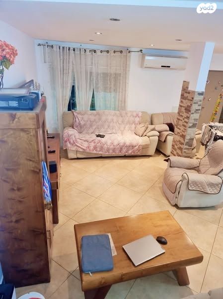 בית פרטי/ קוטג', יערת העמק, מגדל העמק