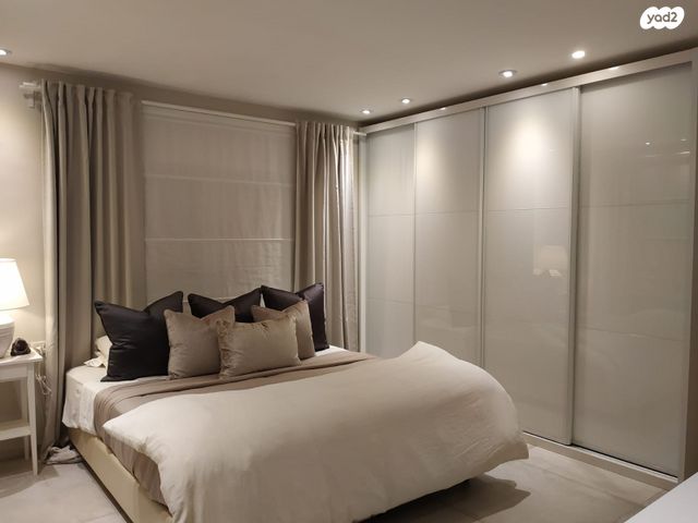 דירה, רעננה