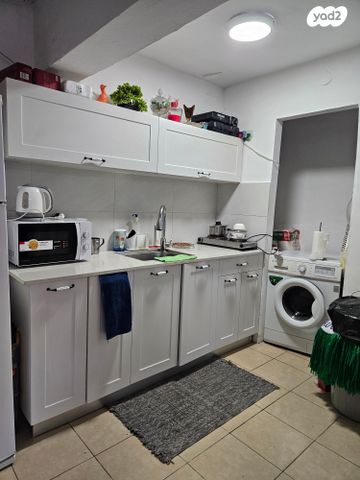 גיורא יוספטל 