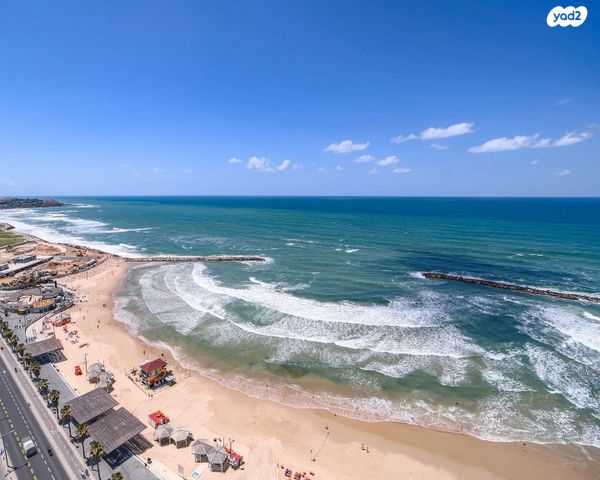 דירה, רציף הרברט סמואל, כרם התימנים, תל אביב יפו