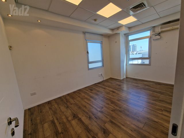 פארקטק פתח תקווה / אזור תעשייה קרית אריה