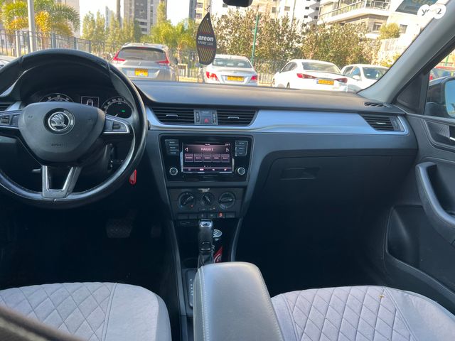 סקודה ראפיד