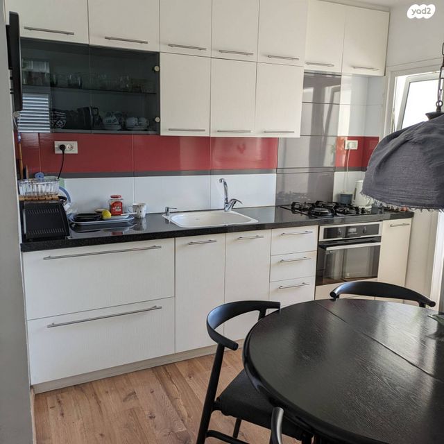 דירה, יצחק גרינבוים 13, נאות שקד, נתניה