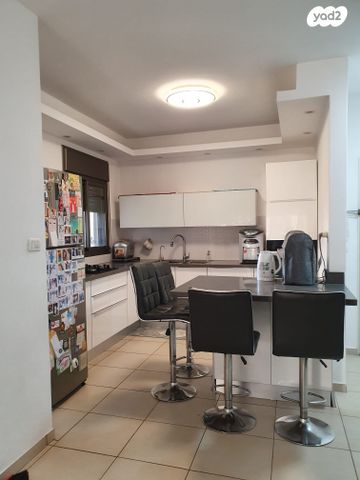 דירה, הרב שלמה גורן 5, קרית שמואל, חיפה