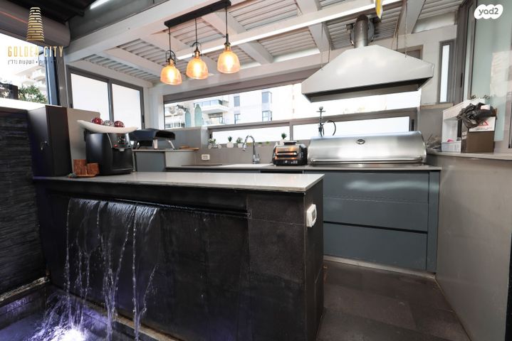 בית פרטי/ קוטג', שמורת נחל שניר 10, אגמים, נתניה