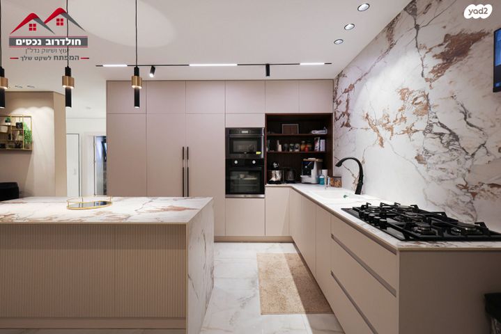 דירת גן, שדרות קרן הידידות 19, גבעת הסביונים, קרית מלאכי