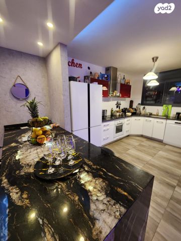 בית פרטי/ קוטג', אלמוגים, קרית ים