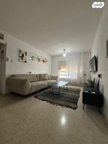 דירה, משה דיין, שכונה ו', באר שבע