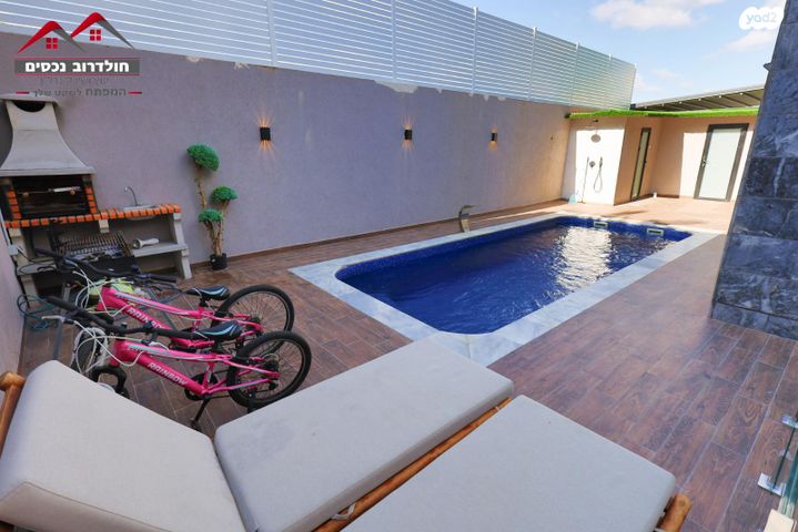 דירת גן, שדרות קרן הידידות 19, גבעת הסביונים, קרית מלאכי