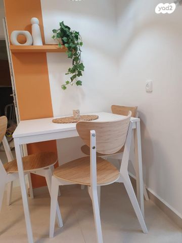 דירה, הכנסת 25, שכונה ד', באר שבע