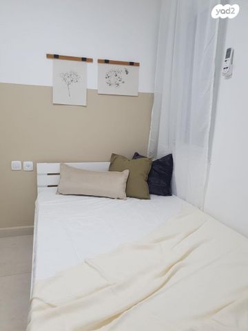 דירה, הכנסת 25, שכונה ד', באר שבע