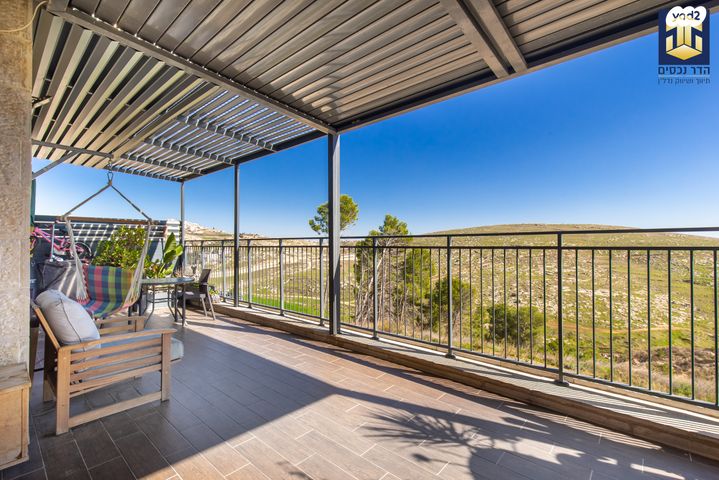 דירה, עמנואל זיסמן, חומת שמואל, הר חומה, ירושלים