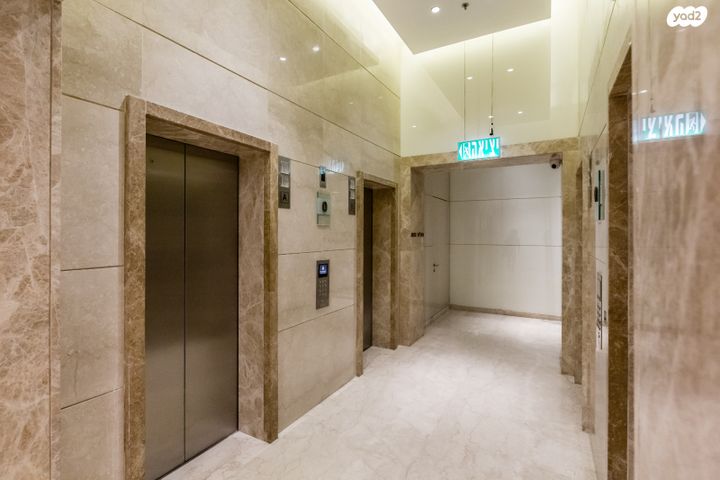 דירה, ניסים אלוני, תל אביב יפו