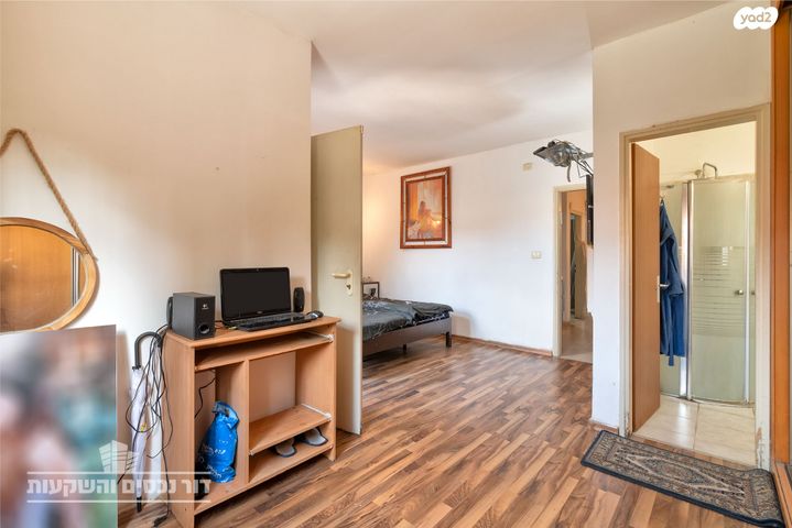 בית פרטי/ קוטג', שדרות מנחם בגין, גדרה