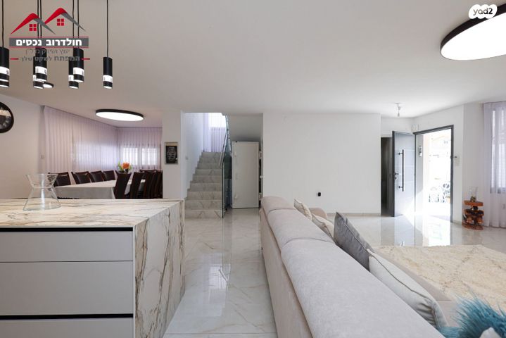 בית פרטי/ קוטג', חיים לסקוב, יגאל אלון, קרית מלאכי