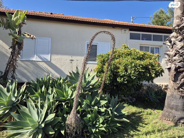 בית פרטי/ קוטג', אלונים, חיננית