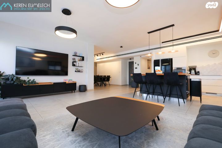 גג/ פנטהאוז, תל מונד