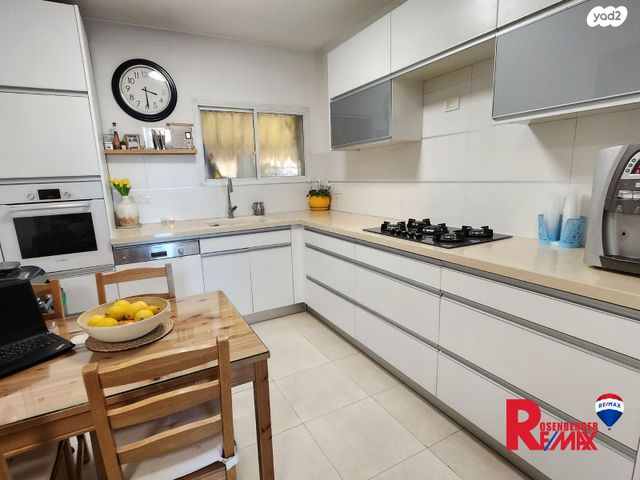 דירה, הרב יצחק נסים 9, קרית מיכה, חולון