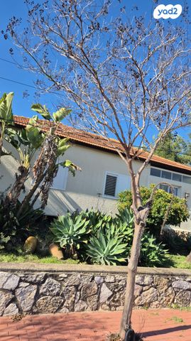 בית פרטי/ קוטג', אלונים, חיננית