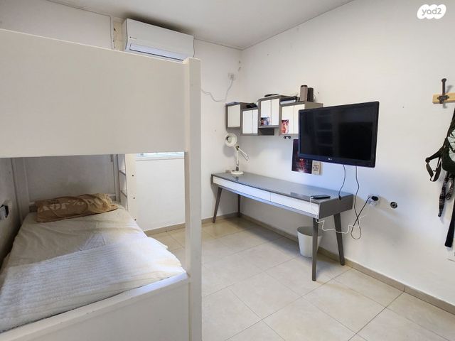 דירה, הרב יצחק נסים 9, קרית מיכה, חולון