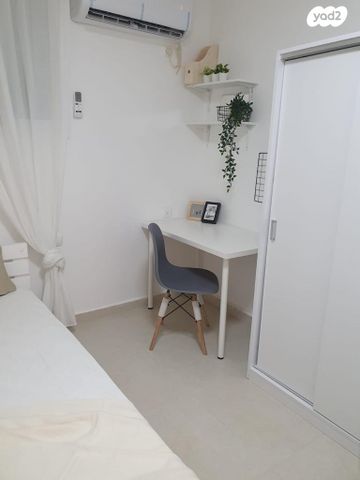 דירה, הכנסת 25, שכונה ד', באר שבע