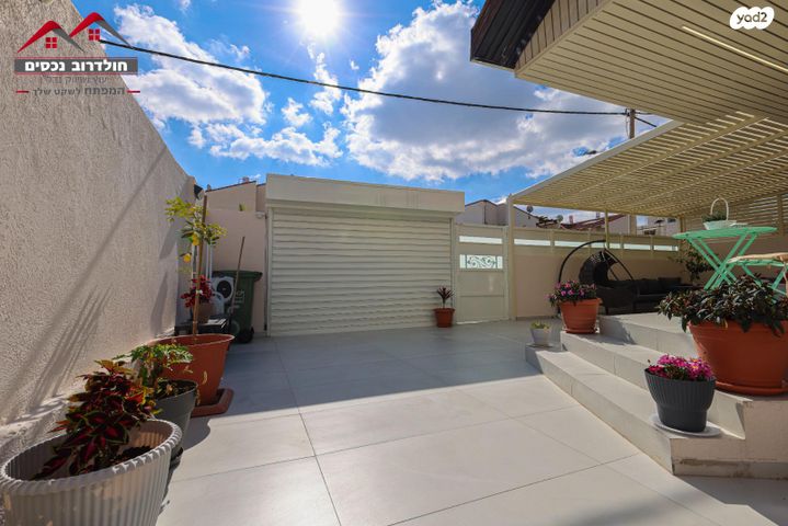 בית פרטי/ קוטג', חיים לסקוב, יגאל אלון, קרית מלאכי