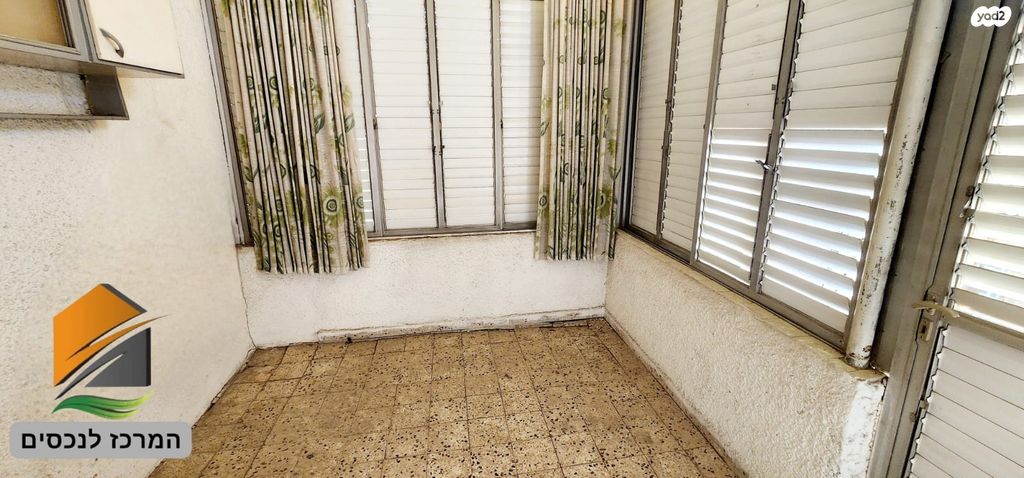 דירת גן, רמת אליהו, ראשון לציון