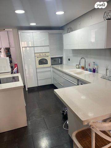 דירה, המרגנית, קרית אילון, חולון