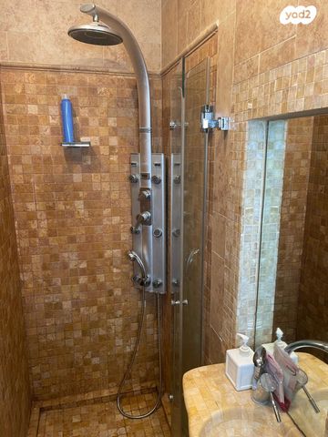 דירה, המרגנית, קרית אילון, חולון