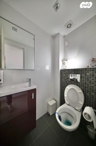 גג/ פנטהאוז, אהרון הכהן, כלניות, ראשון לציון