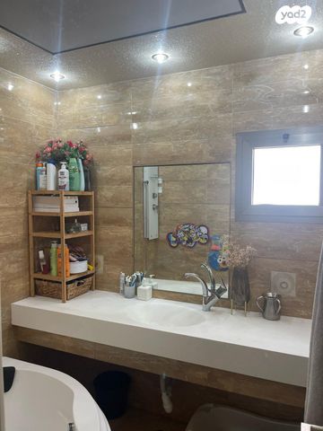 דירה, המרגנית, קרית אילון, חולון