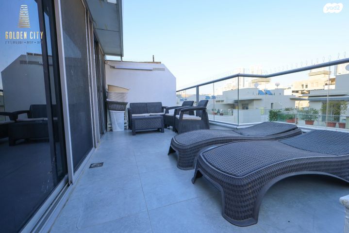 בית פרטי/ קוטג', שמורת נחל שניר 10, אגמים, נתניה