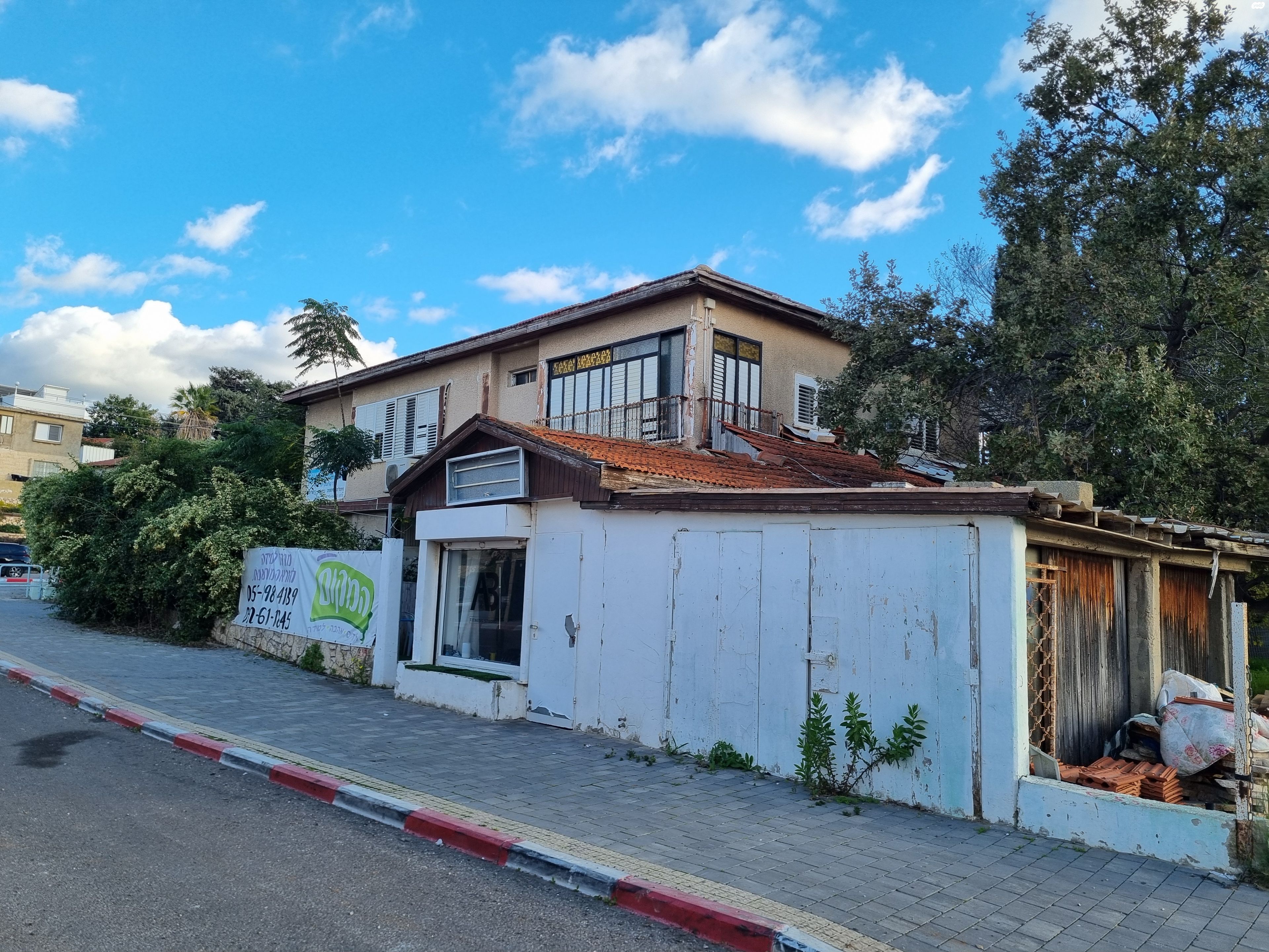המחתרות 14