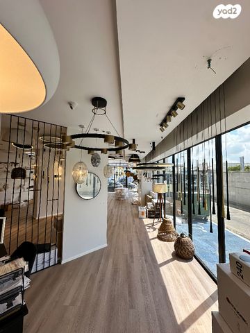 חנויות/ שטח מסחרי, המלאכה 30, אזור תעשיה ספיר, נתניה