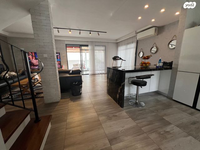 בית פרטי/ קוטג', אלמוגים, קרית ים