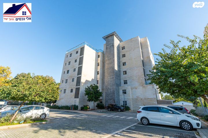 גג/ פנטהאוז, תמר 26, החורש, חריש