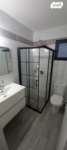 דירה, שיכון עובדים, טבריה