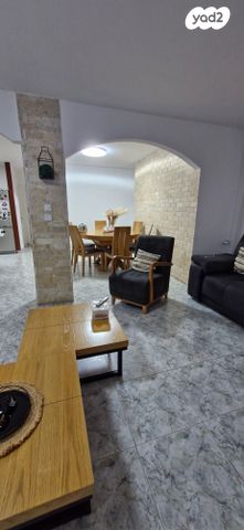 דירה, מגדל העמק